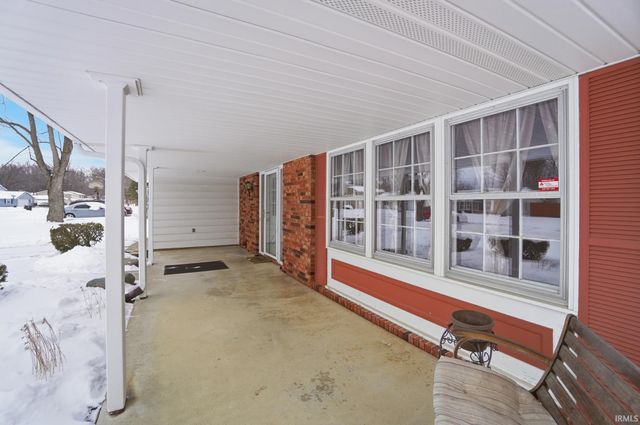 5708 Countess Dr, Fort Wayne, IN 46815