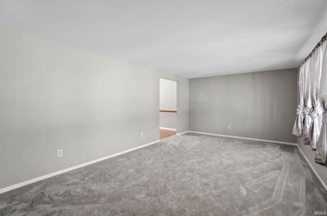 5708 Countess Dr, Fort Wayne, IN 46815