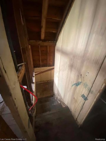 7545 Holmes Street, Detroit, MI 48210