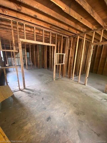 7545 Holmes Street, Detroit, MI 48210