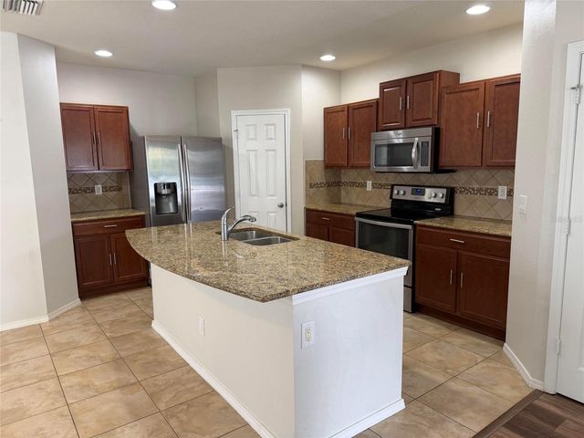 4723 SOMERSET HILL LANE, Riverview, FL 33578