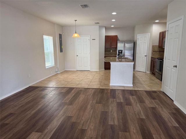 4723 SOMERSET HILL LANE, Riverview, FL 33578