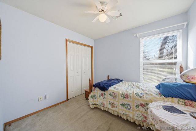 206 S Division Street, Coweta, OK 74429