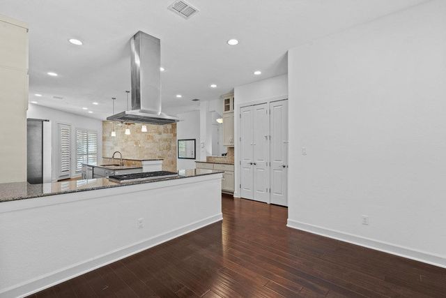 6533 E Hill DR 3, Austin, TX 78731