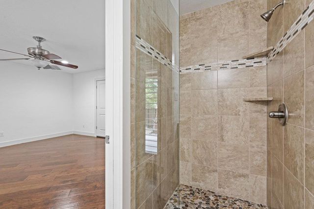 6533 E Hill DR 3, Austin, TX 78731