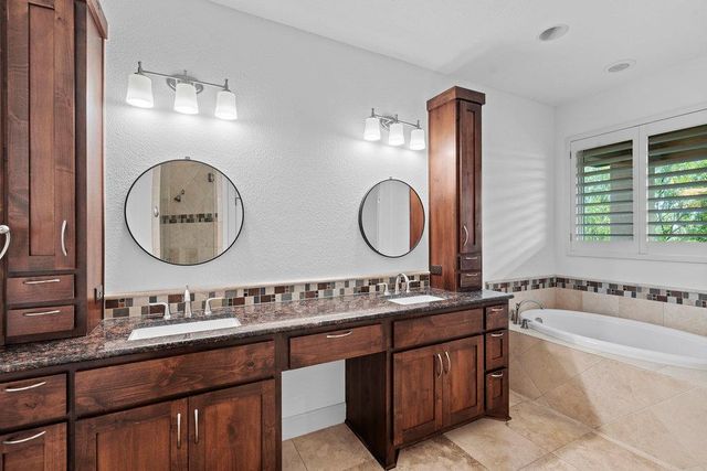 6533 E Hill DR 3, Austin, TX 78731