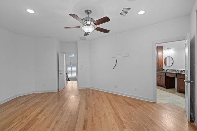 6533 E Hill DR 3, Austin, TX 78731