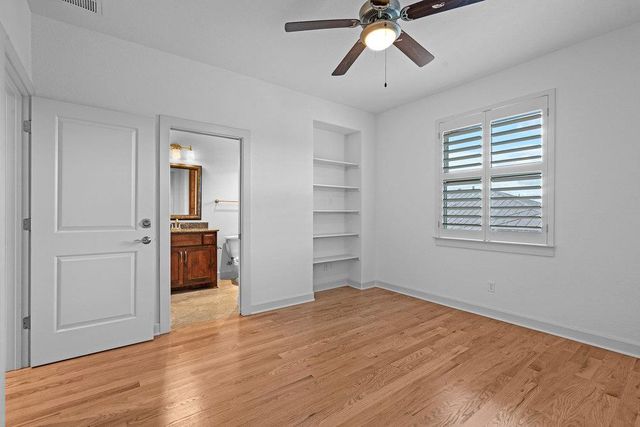 6533 E Hill DR 3, Austin, TX 78731