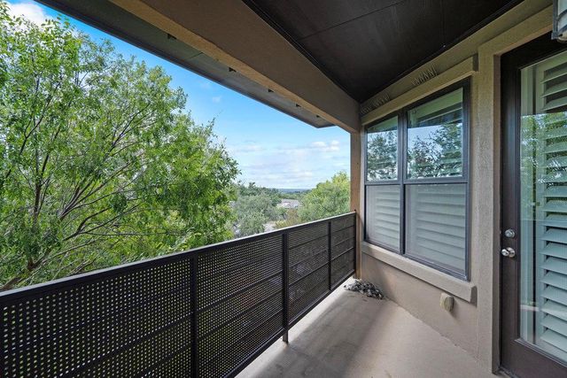 6533 E Hill DR 3, Austin, TX 78731