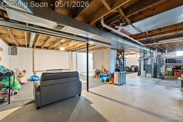 3411 Ashley Drive, Lake Orion, MI 48359