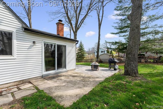 3411 Ashley Drive, Lake Orion, MI 48359