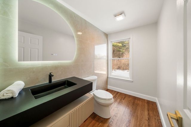 99 Corn Rd, Bolton, MA 01740