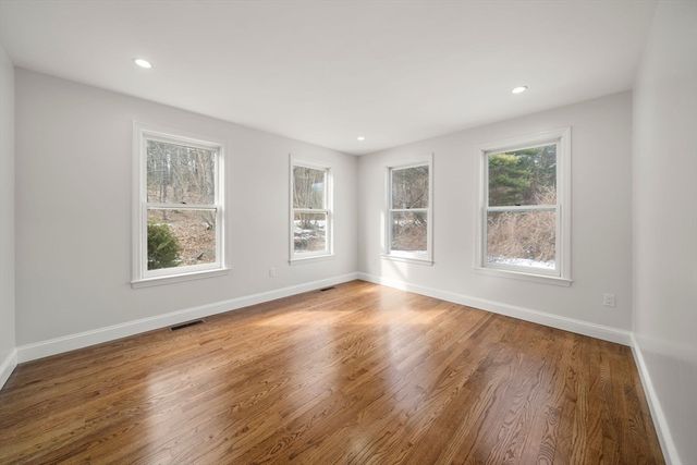 99 Corn Rd, Bolton, MA 01740