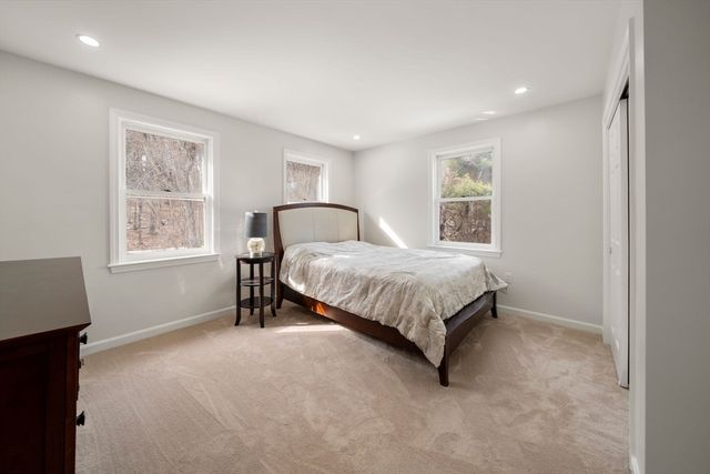 99 Corn Rd, Bolton, MA 01740