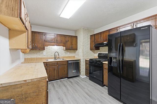 2893 Mount Vernon Road, Lithia Springs, GA 30122