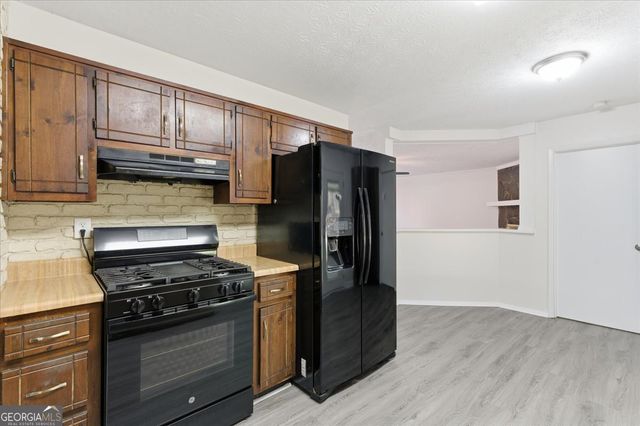 2893 Mount Vernon Road, Lithia Springs, GA 30122