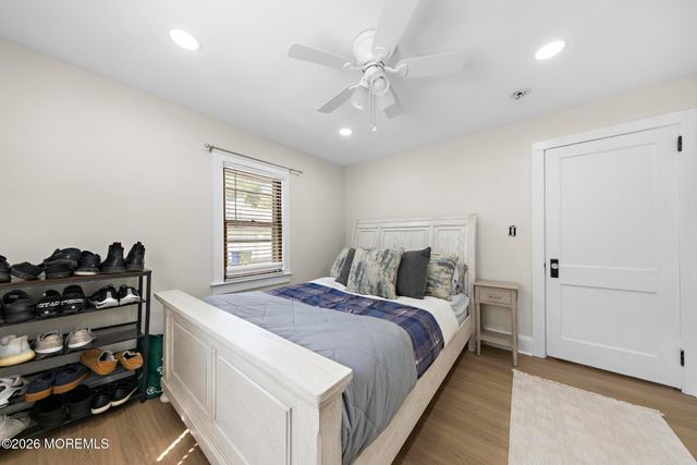 20 Weston Place, Eatontown, NJ 07724