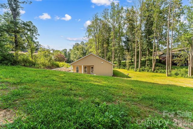 156 Oakdale Drive, Morganton, NC 28655