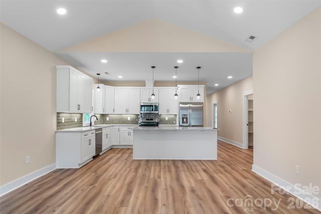 156 Oakdale Drive, Morganton, NC 28655