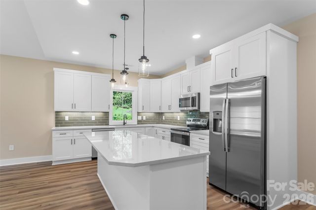 156 Oakdale Drive, Morganton, NC 28655