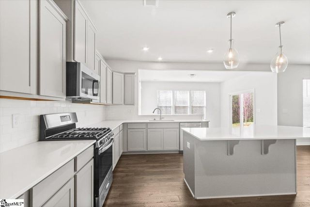 14 Stumphouse Street, Greenville, SC 29607