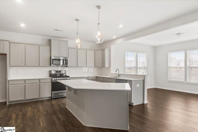 14 Stumphouse Street, Greenville, SC 29607