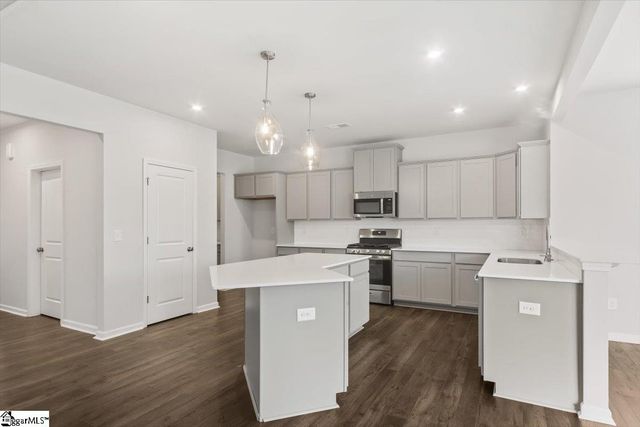 14 Stumphouse Street, Greenville, SC 29607