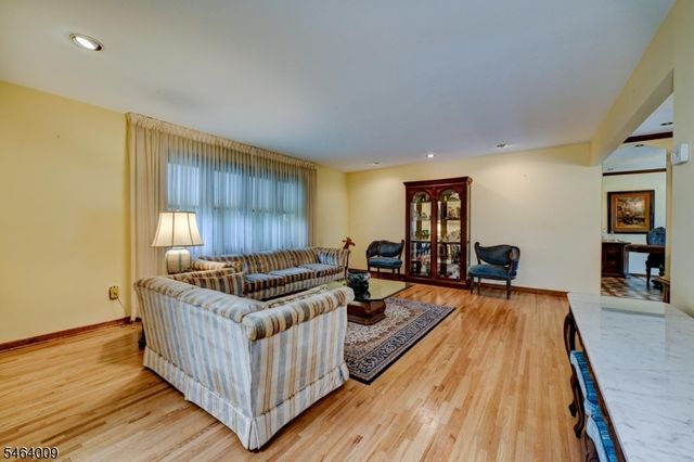 134 Hillside Ave, Nutley Twp., NJ 07110