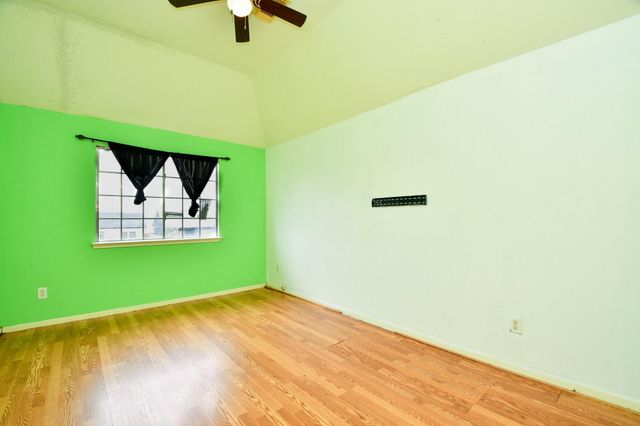 4306 W Thunderwood Circle, Fresno, TX 77545