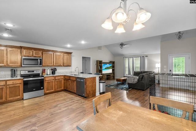 4880 MCLAURIN Road, Wedgefield, SC 29168