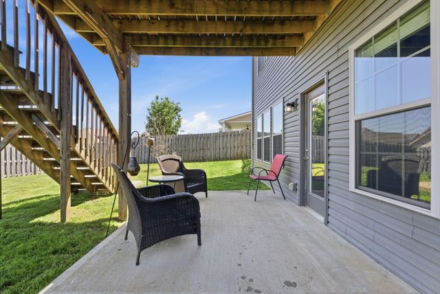 153 Shinnecock Hills Drive, Georgetown, KY 40324