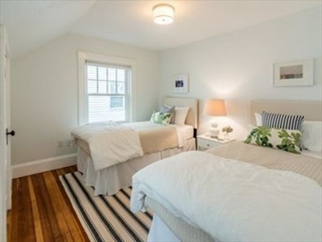 17 Warwick Rd, Watertown, MA 02472