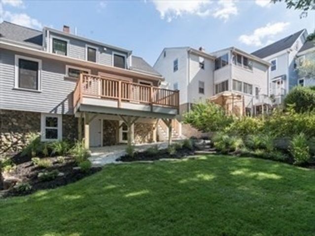 17 Warwick Rd, Watertown, MA 02472