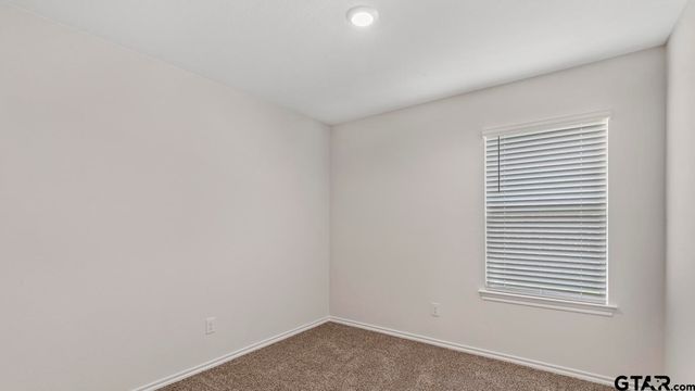 3037 Hidden Valley Drive, Lindale, TX 75771