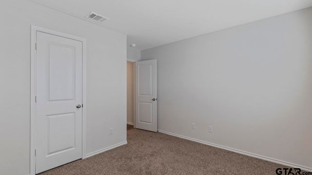 3037 Hidden Valley Drive, Lindale, TX 75771