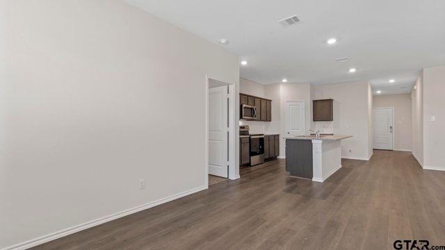 3037 Hidden Valley Drive, Lindale, TX 75771