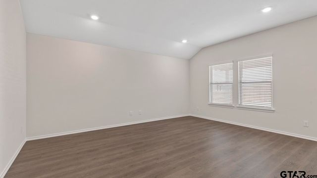 3037 Hidden Valley Drive, Lindale, TX 75771