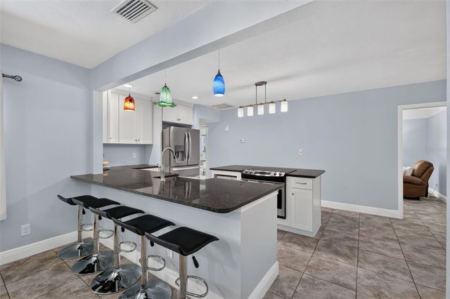 6505 1ST AVENUE N, St Petersburg, FL 33710