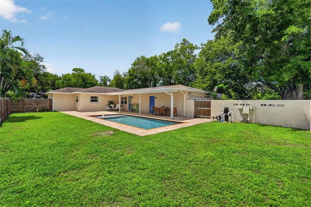 6505 1ST AVENUE N, St Petersburg, FL 33710