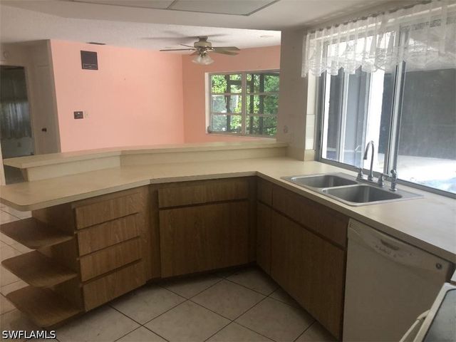 224 Pine Valley CIR, Naples, FL 34113