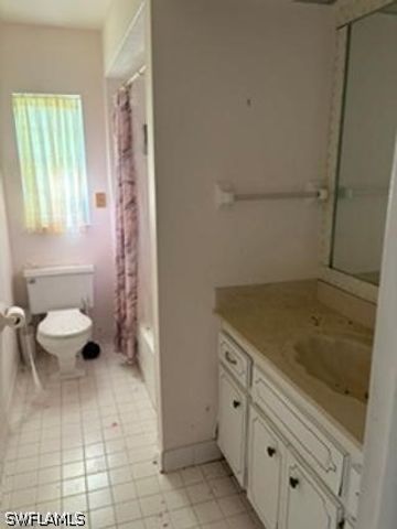 224 Pine Valley CIR, Naples, FL 34113
