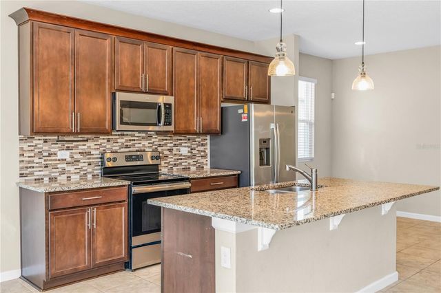 5608 WESTERLY BREEZE PLACE, St Cloud, FL 34771