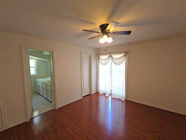 9731 Briar Forest Drive, Houston, TX 77063