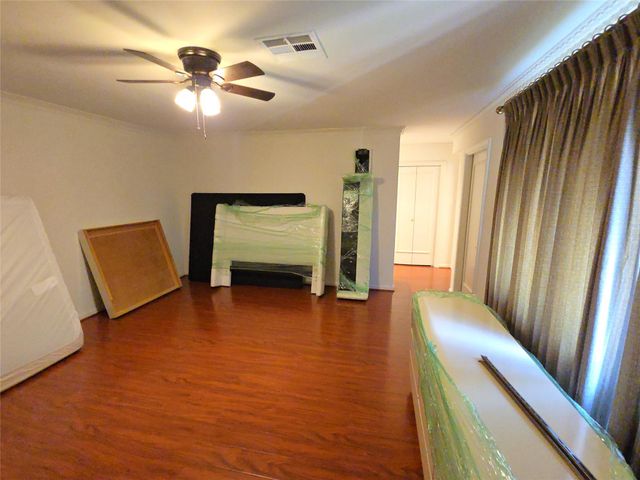9731 Briar Forest Drive, Houston, TX 77063