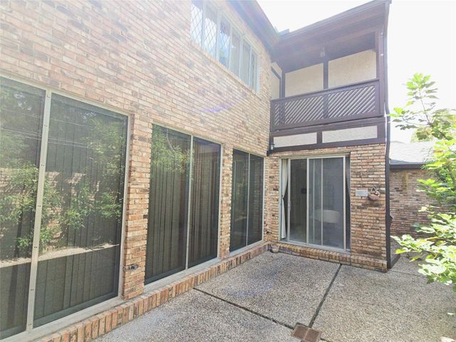 9731 Briar Forest Drive, Houston, TX 77063