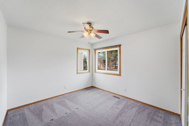 401 Edgewood Lane, Pleasant Hill, IA 50327