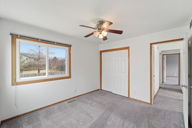 401 Edgewood Lane, Pleasant Hill, IA 50327