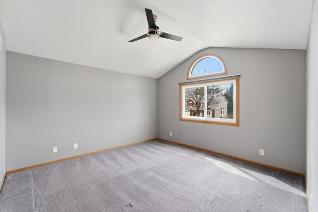 401 Edgewood Lane, Pleasant Hill, IA 50327