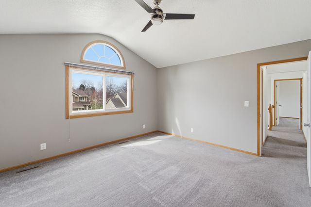 401 Edgewood Lane, Pleasant Hill, IA 50327