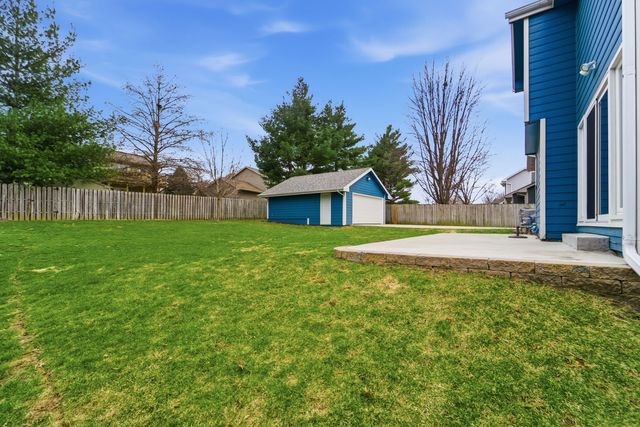 401 Edgewood Lane, Pleasant Hill, IA 50327